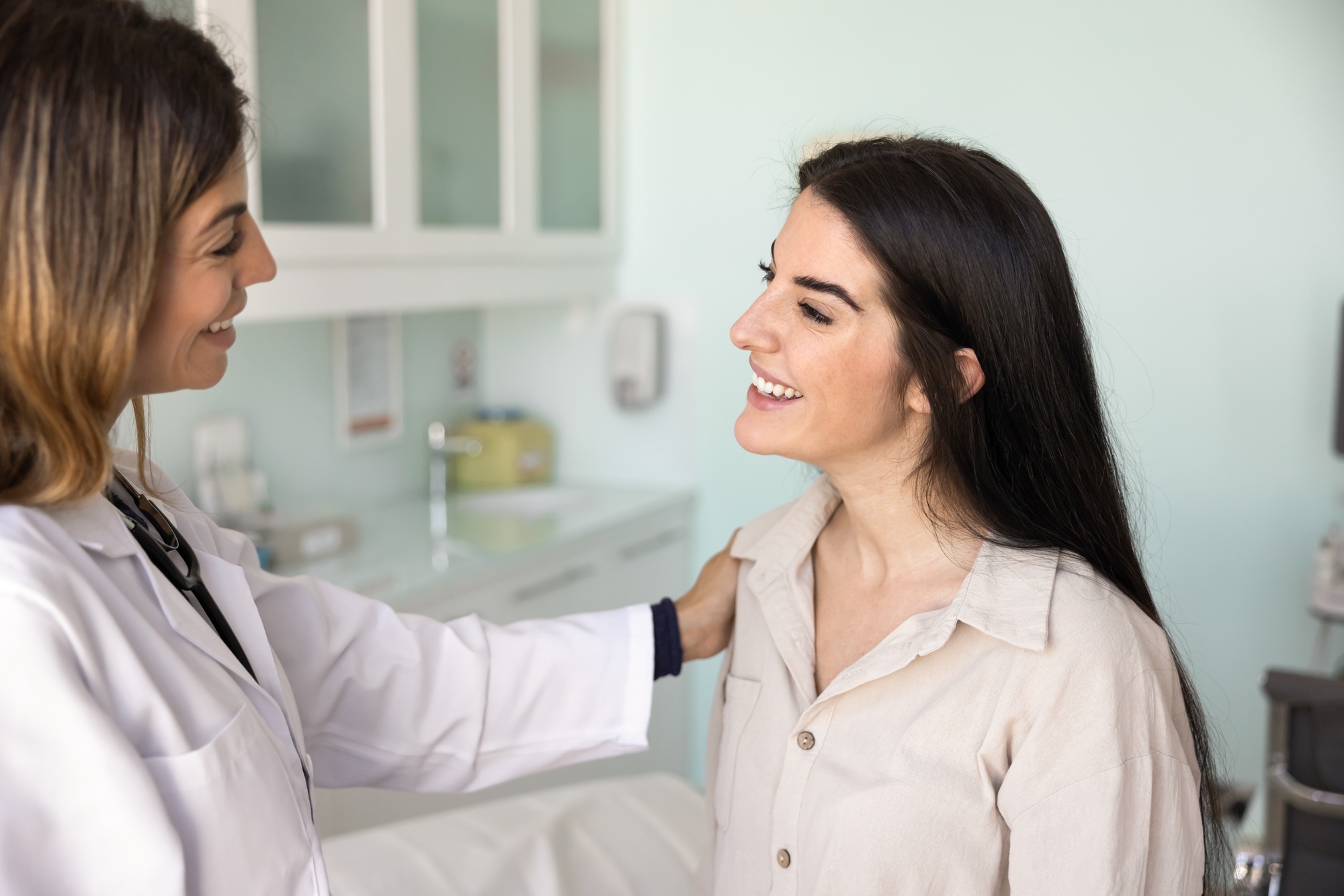 Pelvic Pain vs. Severe Cramps: When Is It Time to Talk to a Specialist?
